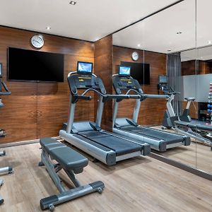 AC Hotel Victoria Suites
